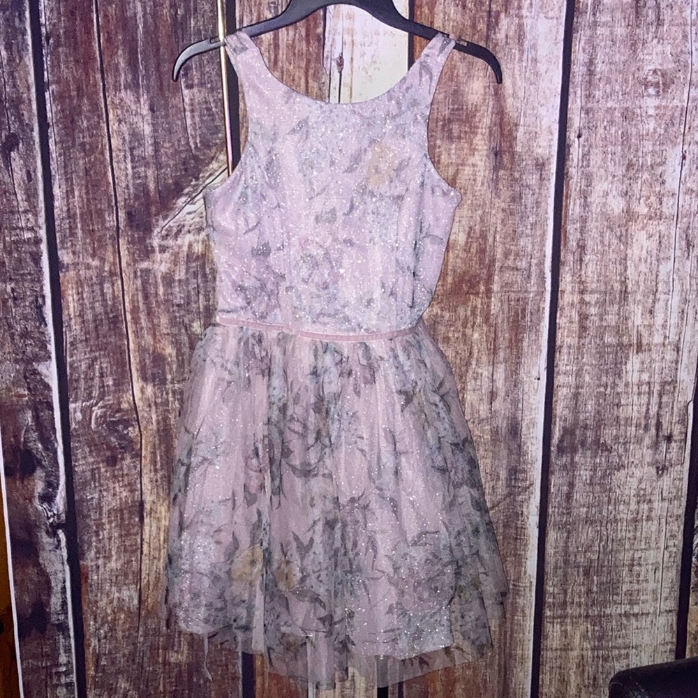 Beautiful Girl’s Formal Lilt Dress